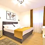 Maia Apartamento *