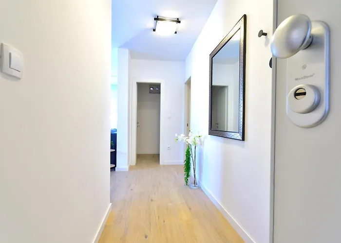 Maia شقة سبليت